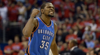 קווין דוראנט חוגג (רויטרס) קווין דוראנט חוגג (רויטרס)