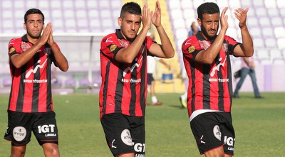 שחקני קטמון מודים לאוהדים בסיום (רדאד ג´בארה)