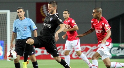 עדן שמיר דוהר עם הכדור (שי לוי)