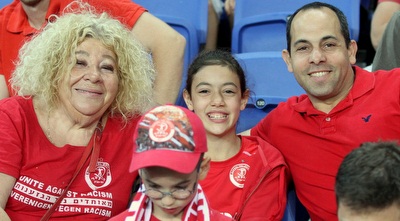 אוהדי הפועל תל אביב (שי לוי)