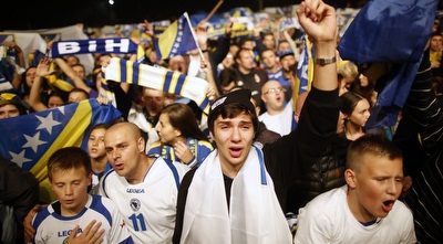 אוהדי נבחרת בוסניה (רויטרס)