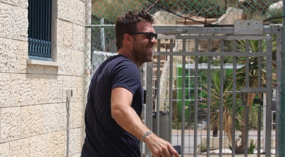 גיא סולומון בבית וגן (גיא בן זיו)