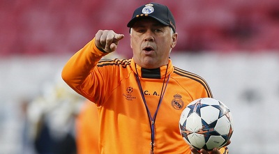 קרלו אנצ´לוטי באימון המסכם (רויטרס)