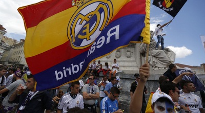 אוהדי ריאל מדריד חוגגים בליסבון (רויטרס)