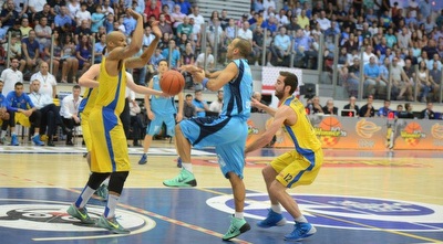 (יאיר שגיא - YNET) (מערכת ONE) (יאיר שגיא - YNET) (מערכת ONE)