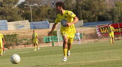 אדלשטיין במדי קריית גת (מערכת ONE)