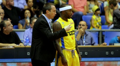 דייויד בלאט וטייריס רייס. הרכז יעזוב כמו המאמן? (יניב גונן) דייויד בלאט וטייריס רייס. הרכז יעזוב כמו המאמן? (יניב גונן)