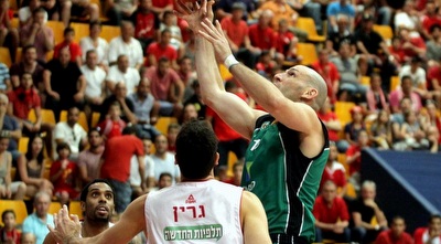 קוז´יקרו מול גרין (יניב גונן)