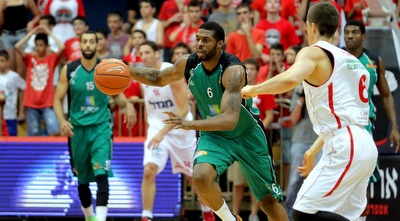 דונטה סמית´ (יניב גונן)