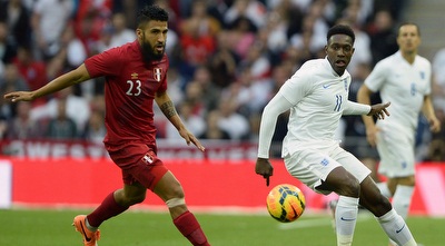 דניאל סטארידג´ וג´וזפמיר באייון רודפים אחר הכדור (רויטרס)