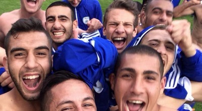 שחקני נבחרת הנוער חוגגים (דף הפייסבוק של ההתאחדות לכדורגל)