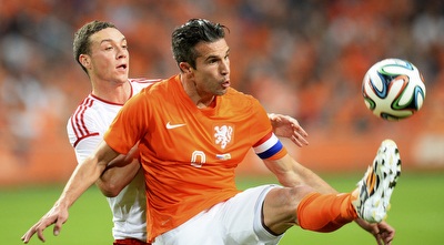 ואן פרסי. הולנד בונה עליו (רויטרס)