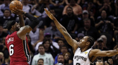 ג´יימס מול לאונרד (רויטרס) ג´יימס מול לאונרד (רויטרס)