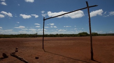 השער המאולתר (רויטרס)