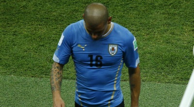 פריירה יורד מאוכזב אחרי ההרחקה (רויטרס)