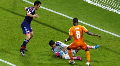 קאלו לא מכניע את קוואשימה (רויטרס)