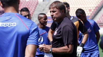 אלישע לוי (יניב גונן) אלישע לוי (יניב גונן)