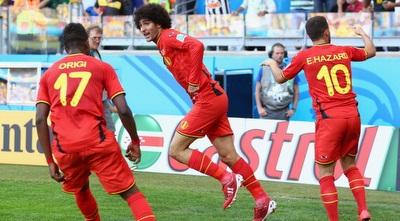 פלאייני חוגג עם החברים (GettyImages) פלאייני חוגג עם החברים (GettyImages)