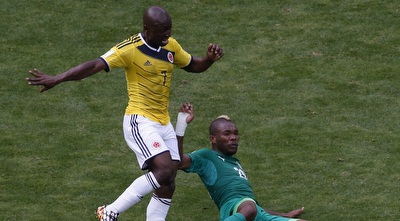 פאולו ארמרו נאבק על הכדור (מערכת ONE)