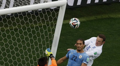 תראו מאיזה מרחק רוני נוגח למשקוף (GettyImages)