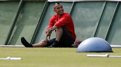 ארתורו וידאל מרוצה באימון של צ´ילה (רויטרס) ארתורו וידאל מרוצה באימון של צ´ילה (רויטרס)