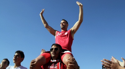 ארבייטמן על הכתפיים (יניב גונן) ארבייטמן על הכתפיים (יניב גונן)