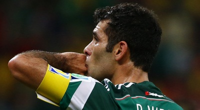 מרקס מודה לקהל (רויטרס)