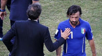 פירלו. אל תהיה עצוב, תיכף נסביר לך למה כחול (רויטרס) פירלו. אל תהיה עצוב, תיכף נסביר לך למה כחול (רויטרס)