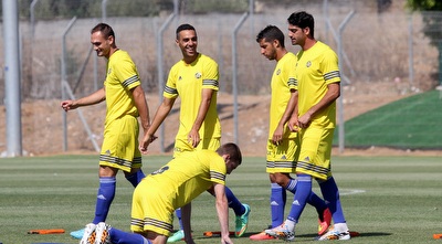 בן הרוש, מיכה, זהבי, קרלוס (שי לוי)