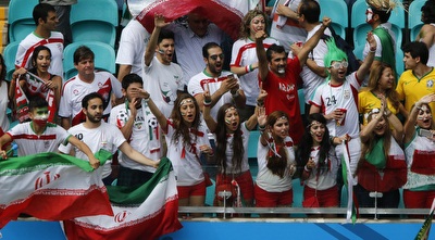 אוהדי איראן (רויטרס)