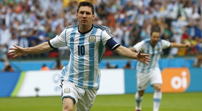 ליונל מסי חוגג (רויטרס)