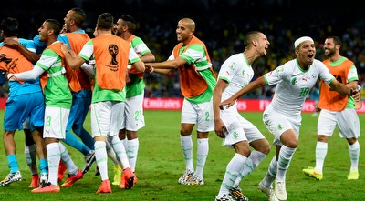 אלג´יריה חוגגת שער חשוב (GettyImages) אלג´יריה חוגגת שער חשוב (GettyImages)