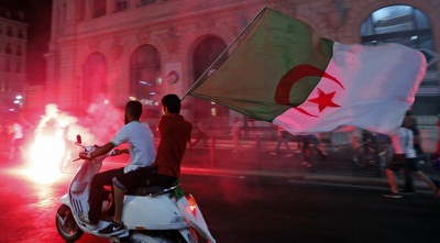 חגיגות באלג´יריה (רויטרס)