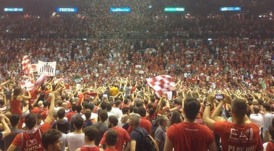 מילאנו חוגגת (מערכת ONE)