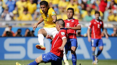 הצ´יליאנים נלחמו על כל כדור (רויטרס) הצ´יליאנים נלחמו על כל כדור (רויטרס)