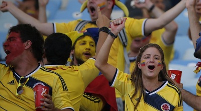 אוהדי קולומביה שמחים (רויטרס)