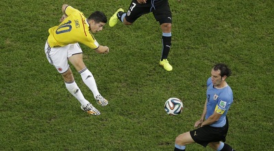 רודריגס ברגע הבעיטה לכיוון הרשת (רויטרס)