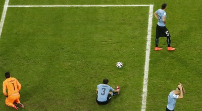 שחקני אורוגוואי מאכוזבים (רויטרס)