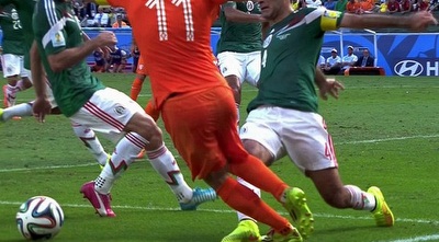 מרקס דורך על רובן (מערכת ONE) מרקס דורך על רובן (מערכת ONE)