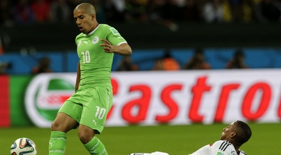 סופיאן פגולי מנסה להשתלט על הכדור (רויטרס) סופיאן פגולי מנסה להשתלט על הכדור (רויטרס)