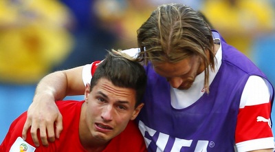 בלרים דזמאילי בוכה בסיום (רויטרס)