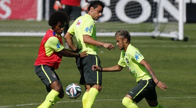 נבחרת ברזיל באימון. המבחן הבא - קולומביה (רויטרס)