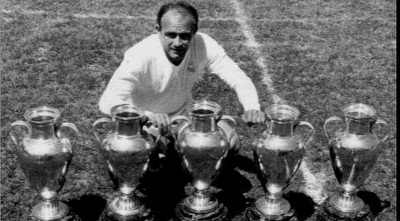 אלפרדו די סטפנו וגביעיו. האגדה הלכה לעולמה (רויטרס) אלפרדו די סטפנו וגביעיו. האגדה הלכה לעולמה (רויטרס)