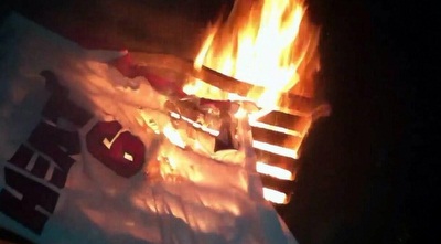 חולצה של לברון ג´יימס נשרפת (מערכת ONE)