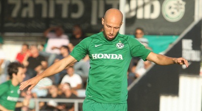 צ´וצ´ליץ´ עולה לדשא (עמית מצפה)