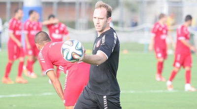 דני עמוס (משה חרמון)