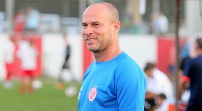 אסי דומב (משה חרמון) אסי דומב (משה חרמון)