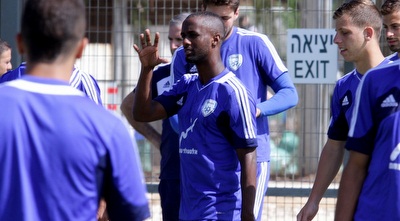 אלי דסה (יניב גונן)