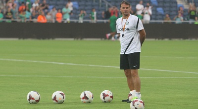 סטנוייביץ´ בסמי עופר: &qout;כולם יקבלו את הדקות שלהם&qout; (עמית מצפה) סטנוייביץ´ בסמי עופר: &qout;כולם יקבלו את הדקות שלהם&qout; (עמית מצפה)