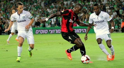 טוסיין ריקטס מול טוואטחה ובוקולי (יניב גונן) טוסיין ריקטס מול טוואטחה ובוקולי (יניב גונן)